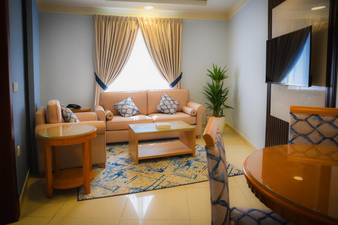 होटल Tala Corniche 3*